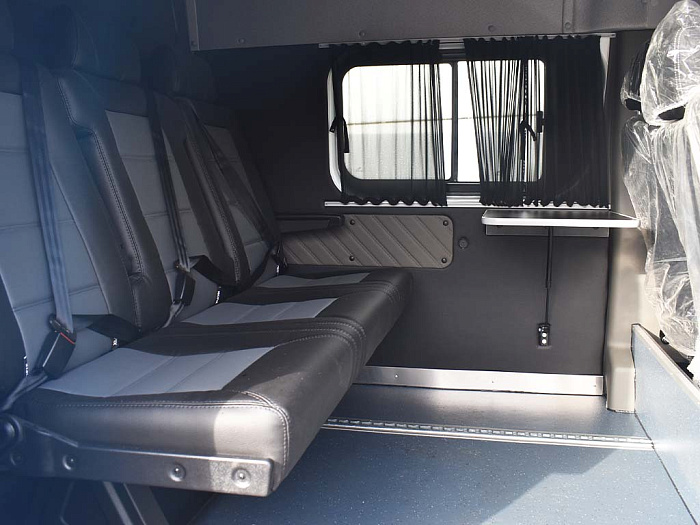 Грузопассажирский автобус Dongfeng K33